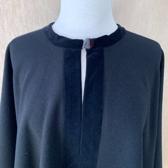 Vintage Black Wool Cape with Matching Scarf - Picture 7 of 9